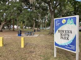 Rowena mays park